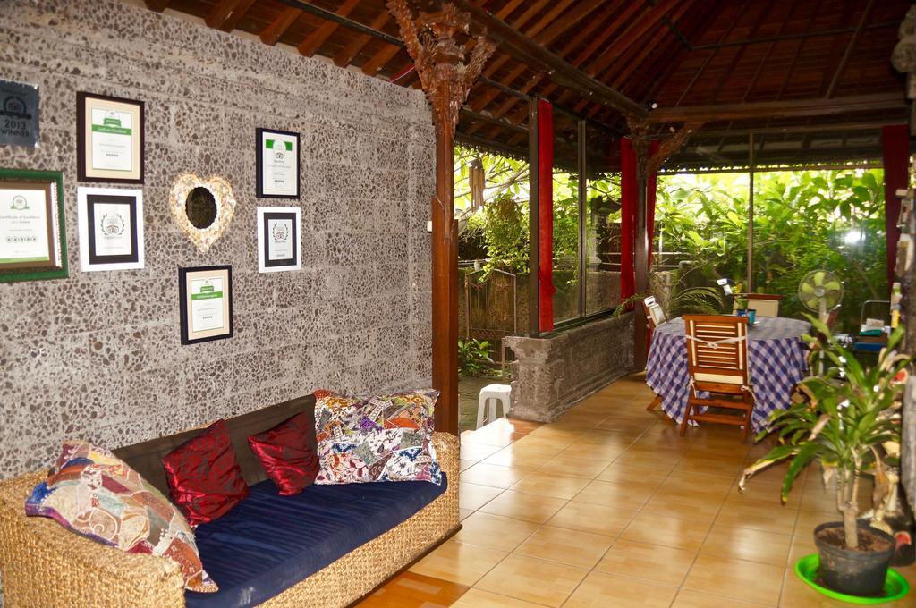 Aahh Bali Bed And Breakfast Jimbaran Buitenkant foto