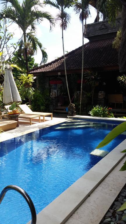 Aahh Bali Bed And Breakfast Jimbaran Buitenkant foto