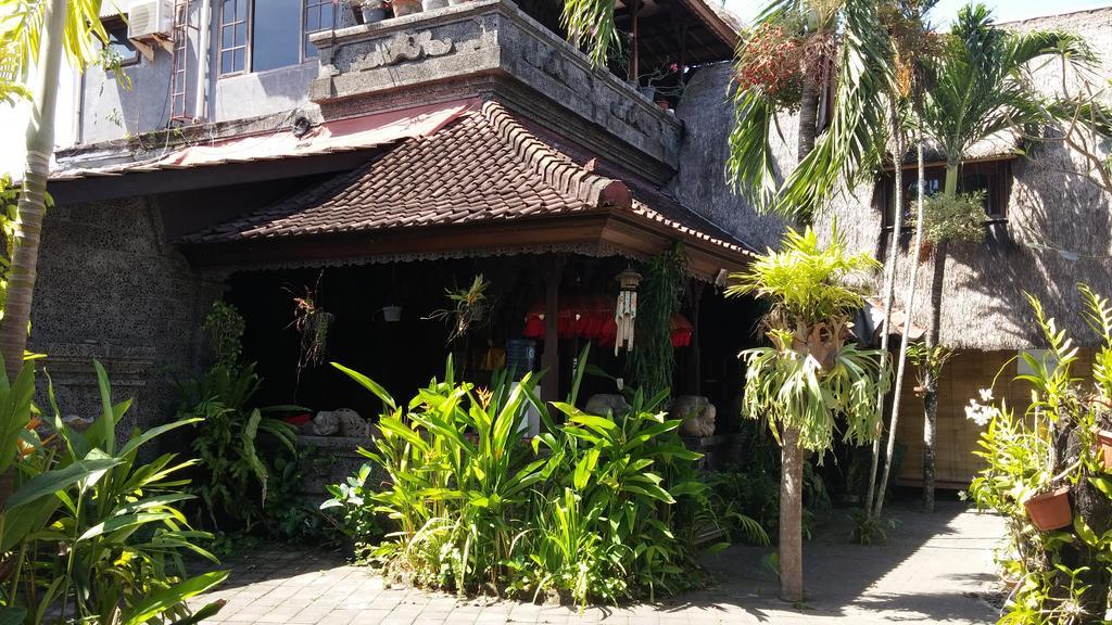 Aahh Bali Bed And Breakfast Jimbaran Buitenkant foto